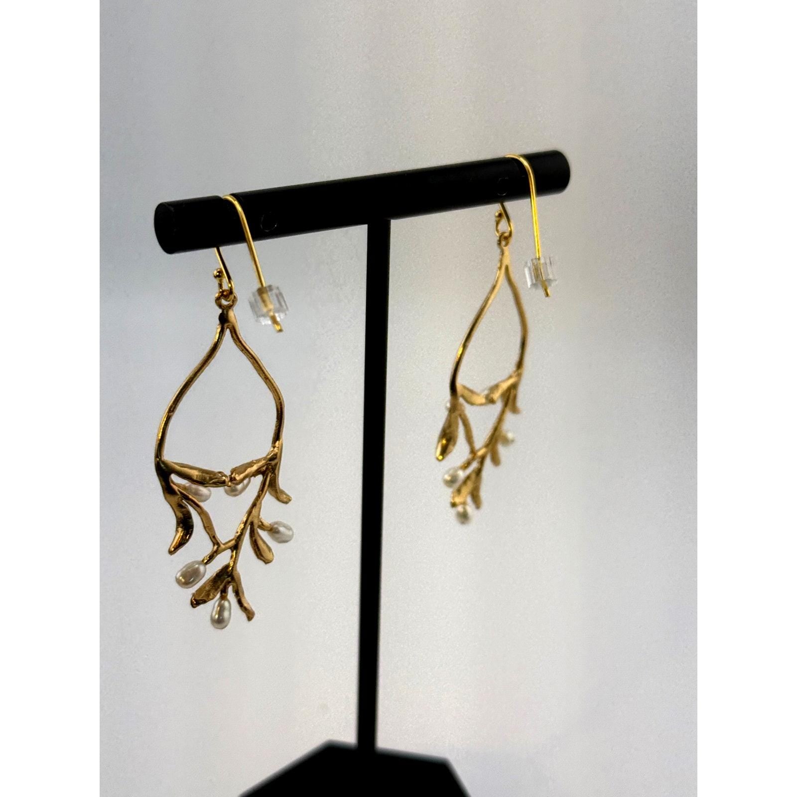 Michael Michaud Night Willow Oval Wire Earrings