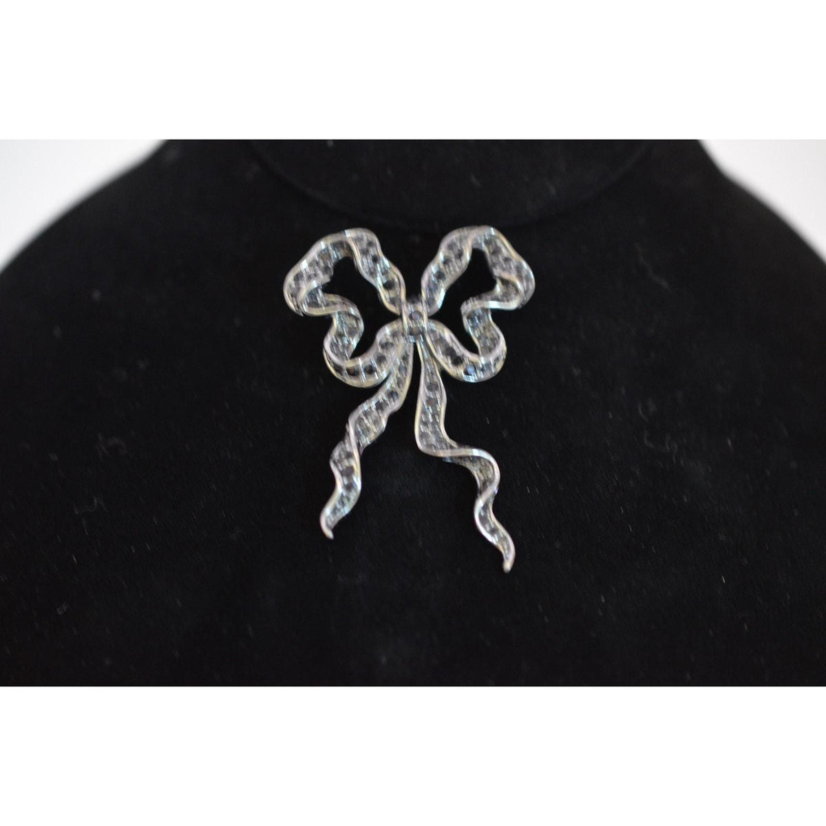 Vintage MMA CN Metropolitan Museum Marcasite Bowtie Brooch