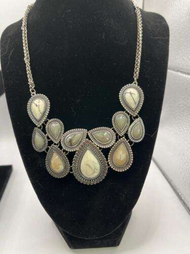 Vintage 18" Stone Necklace in Grays, Tans and Whites