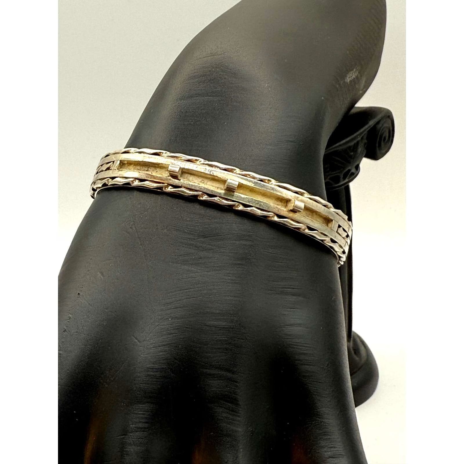 Vintage 925 Sterling Silver Carved Bracelet Signed Gus & Lorie Panteah Zuni
