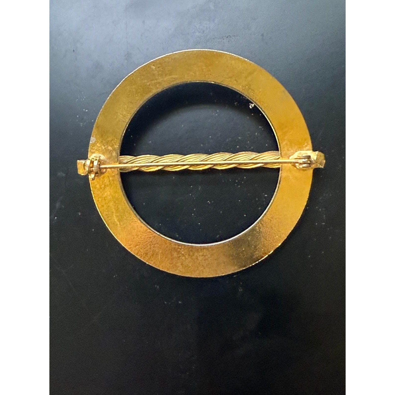 Vintage Pink Enameled Gold Tone Circular Art Deco Brooch