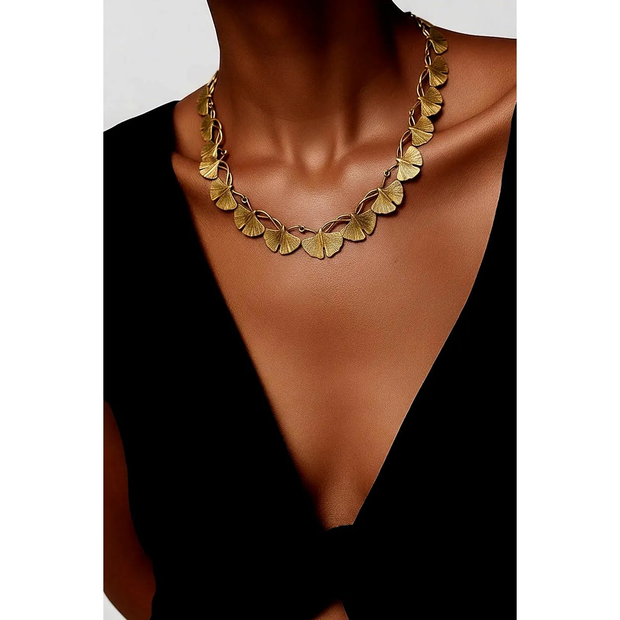 Michael Michaud Ginkgo Tailored 16" Necklace