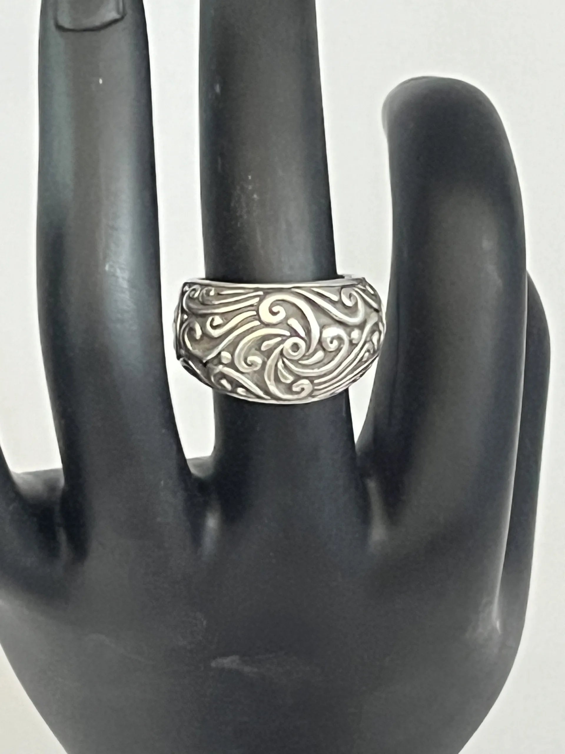 Vintage MLD 925 Sterling Silver Swirl Ring Size 7