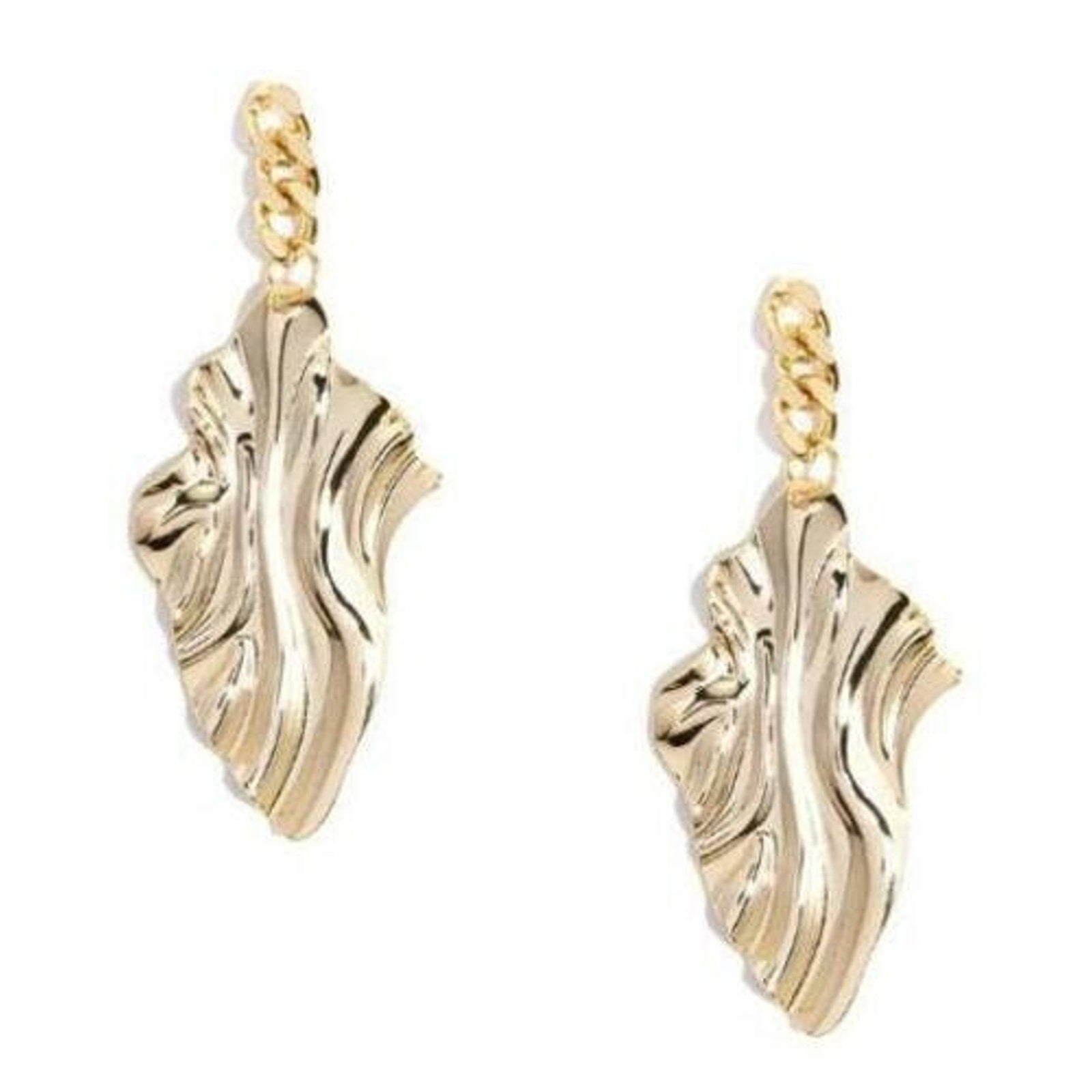 Drop Earrings of Wavy Shiny Metal - Gold