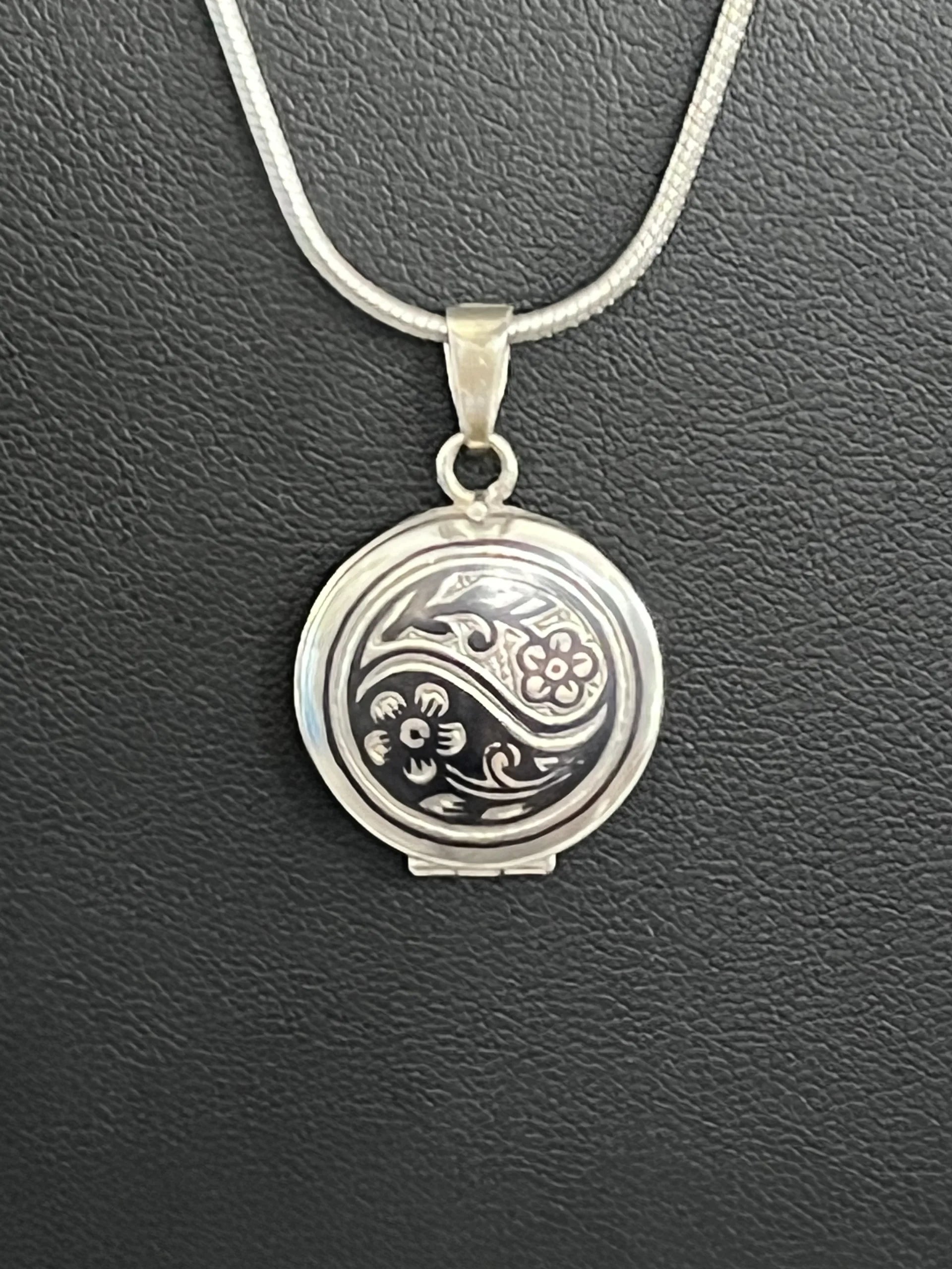 925 Sterling Silver Locket Necklace