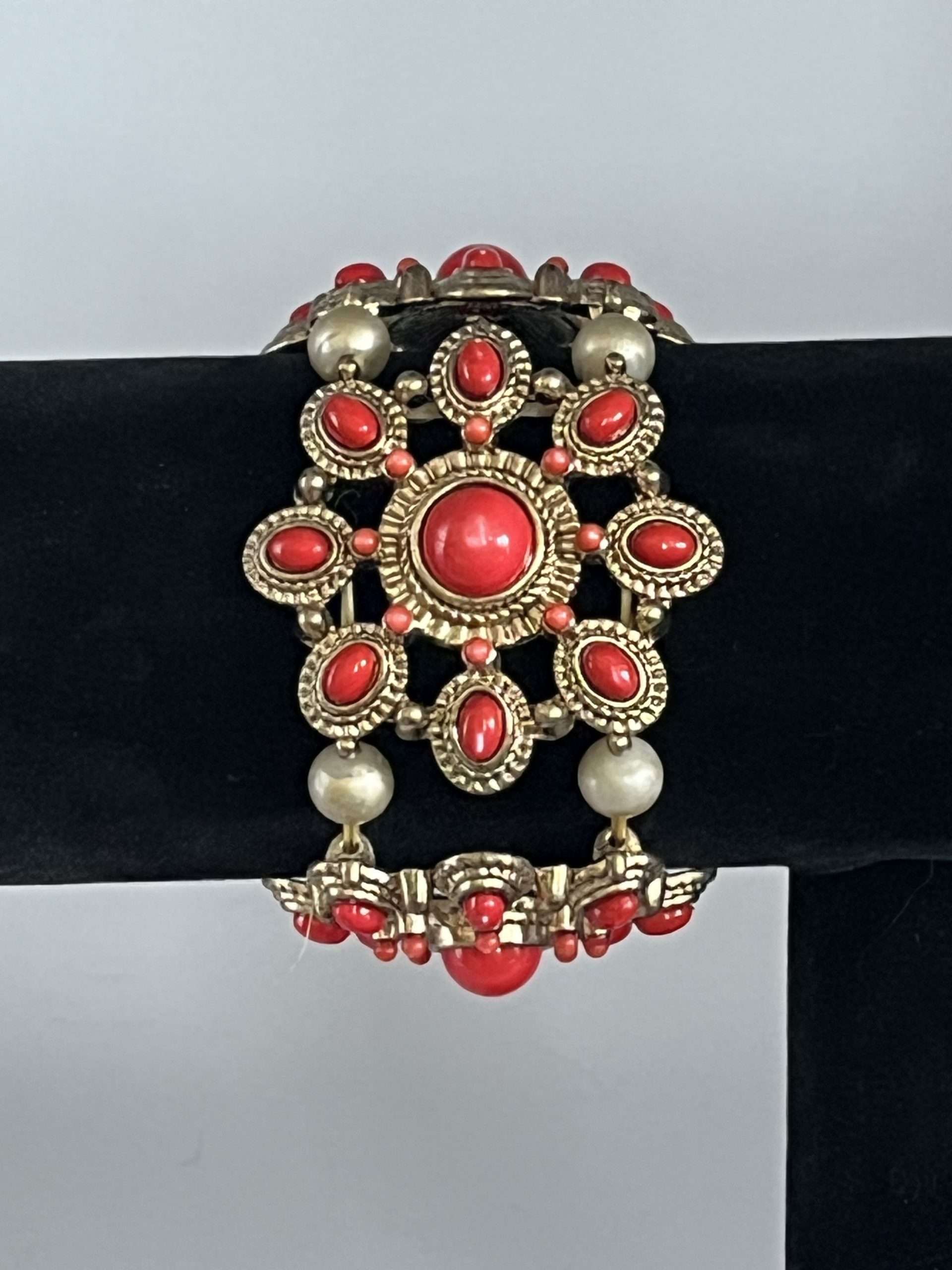 Delightful Carnelian and "Gold" Indian Style Expandable Cuff Bracelet - Costume Jewelry