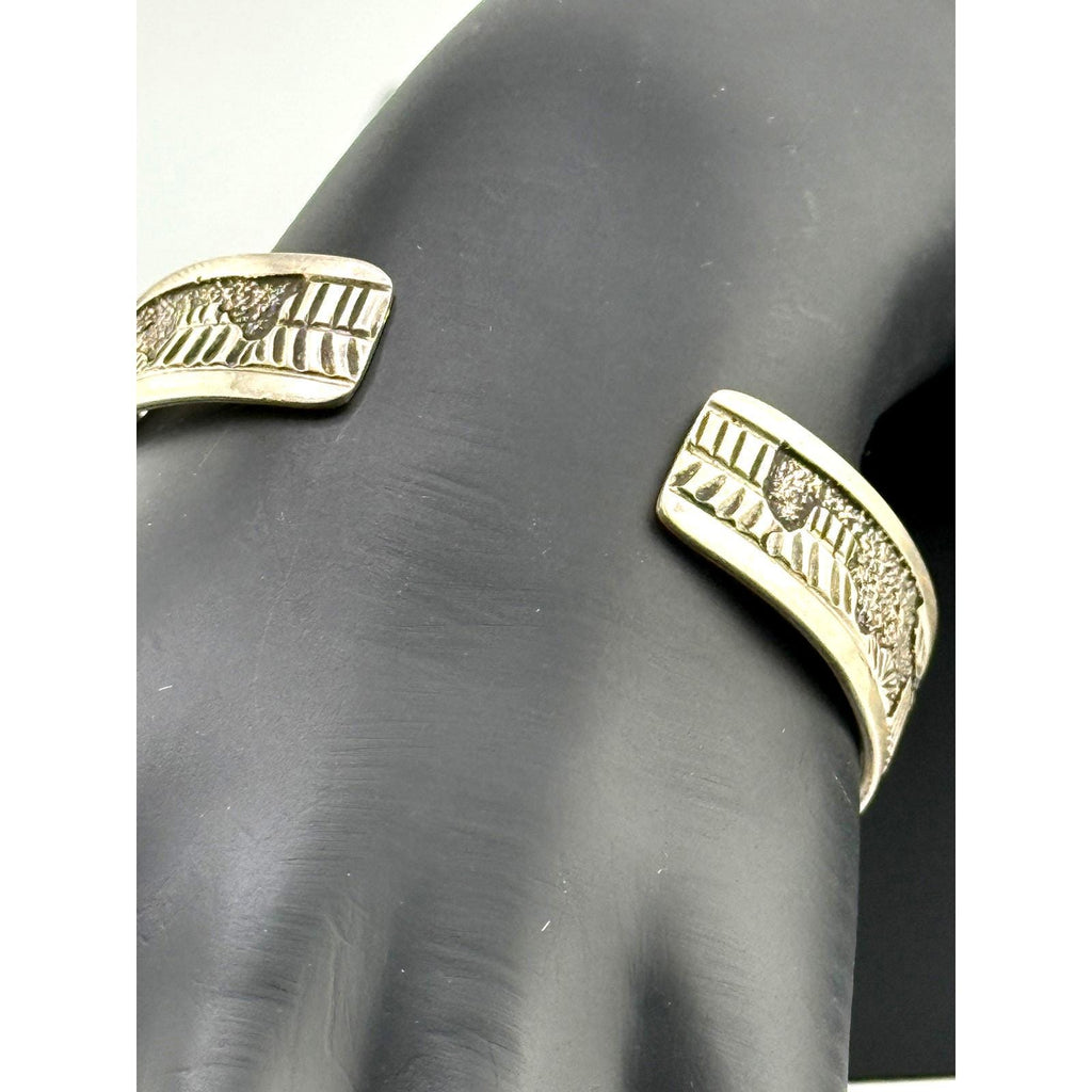 Native American Elaine Becenti Navajo Story Teller Bracelet