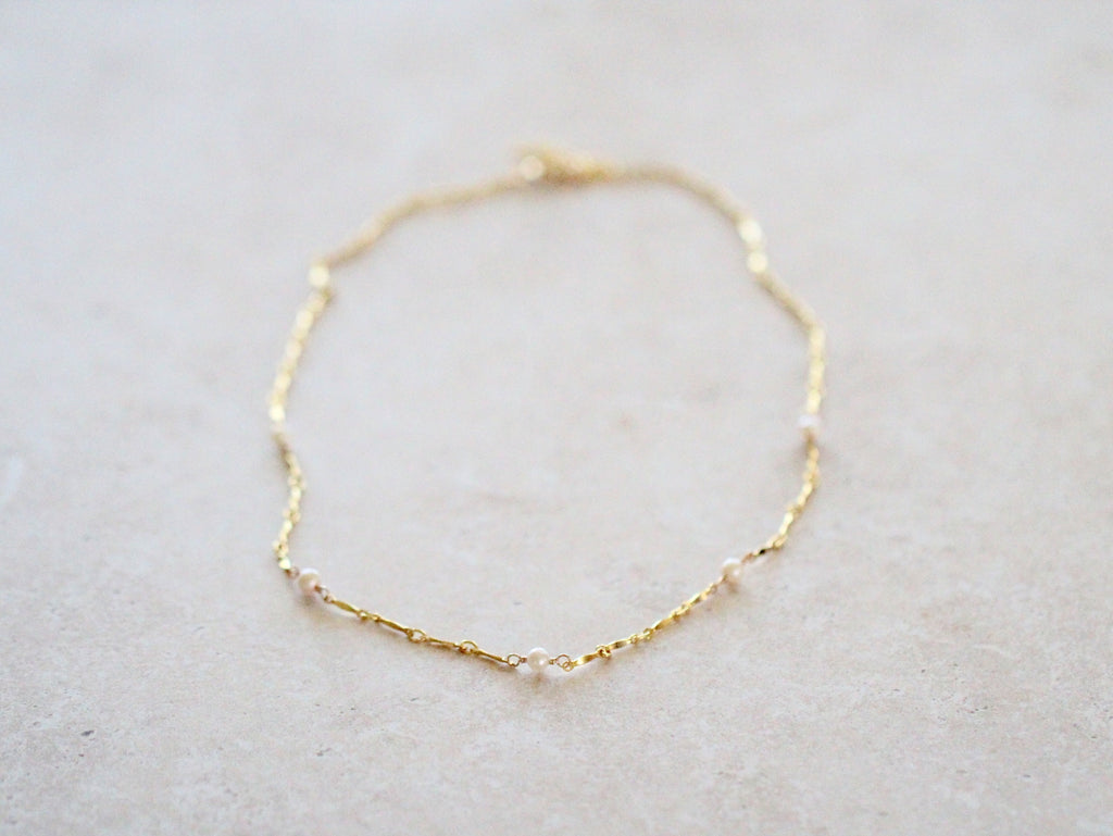 Saressa Designs Scalloped Pearl Choker