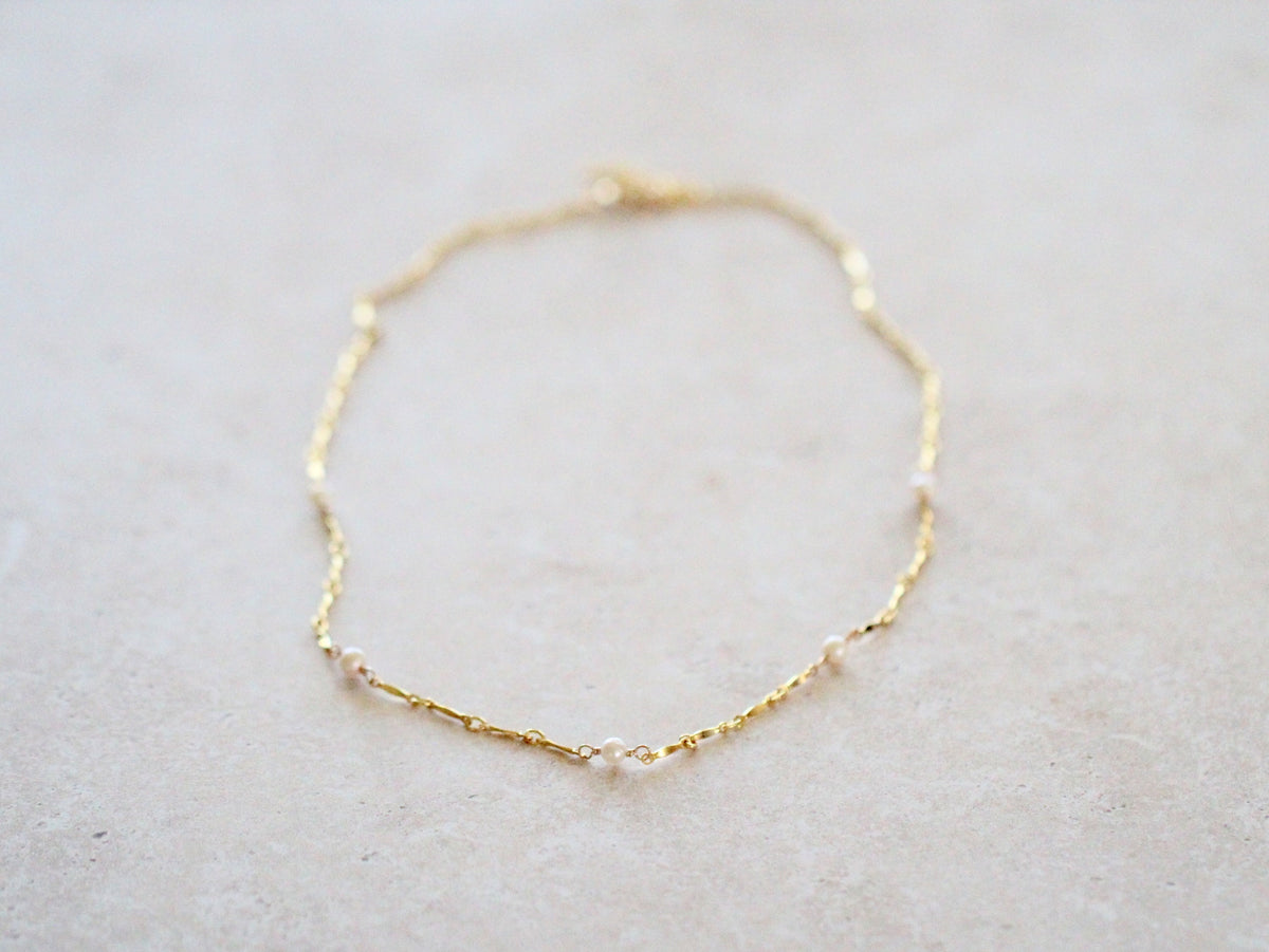 Saressa Designs Scalloped Pearl Choker