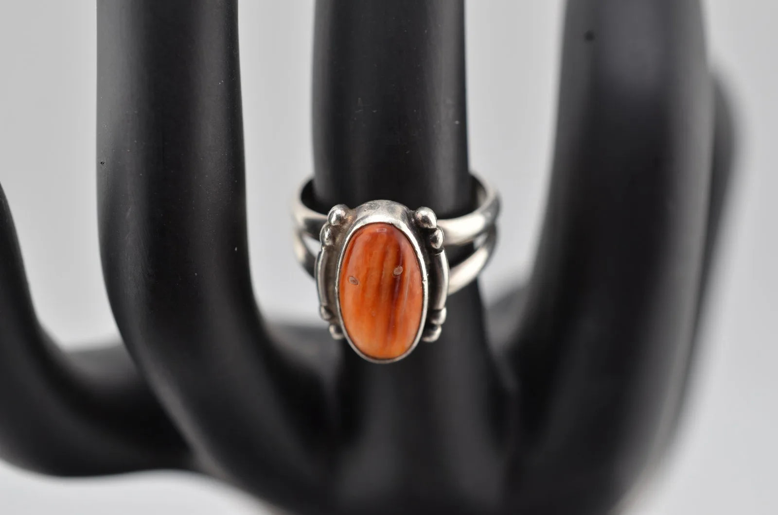 Native American Navajo Freda Martinez 925 Sterling Spiny Oyster Ring Size 6.75