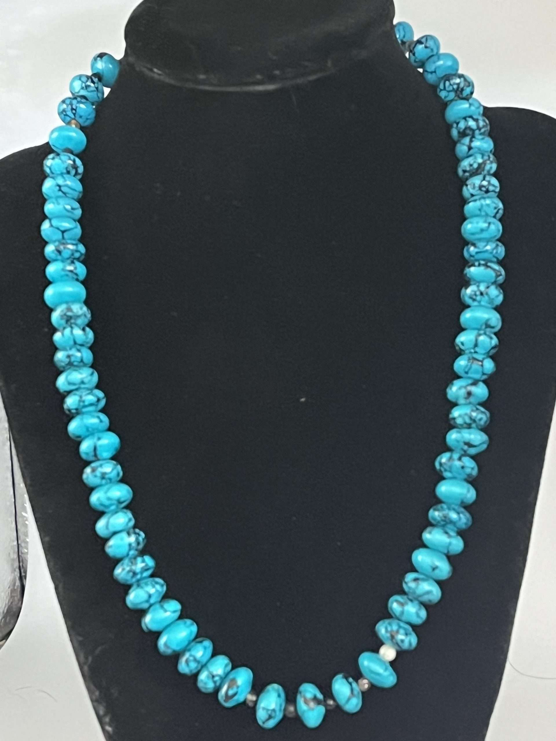 Native American Tumbled Howlite Necklace