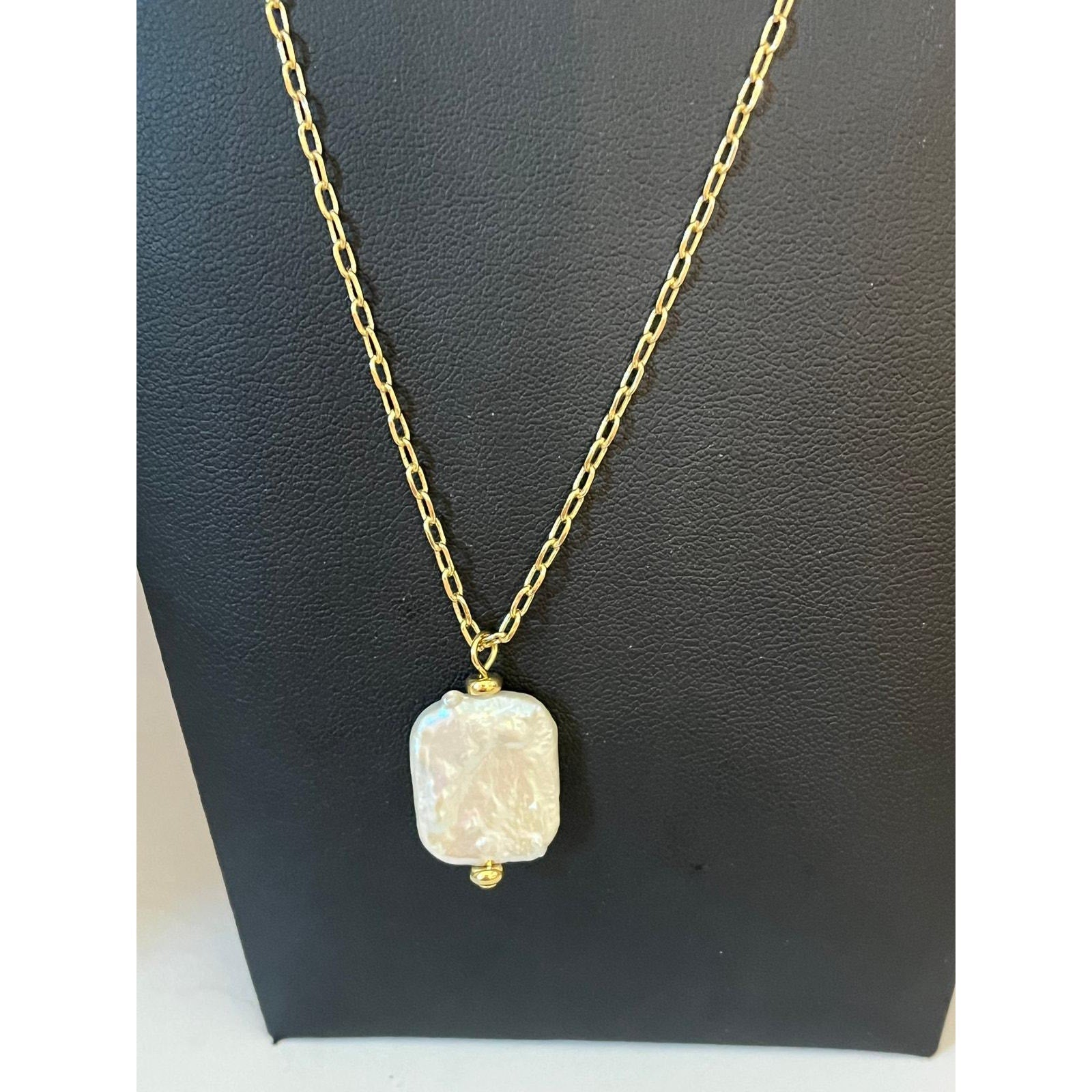 Baroque Pearl Square Pendant Necklace