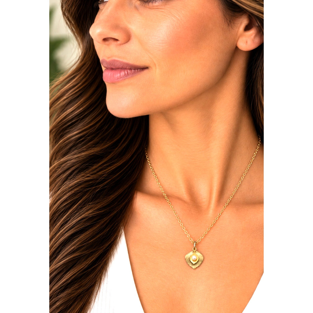Michael Michaud Round Leaf Eucalyptus Pearl Pendant Necklace - 16" Adj.