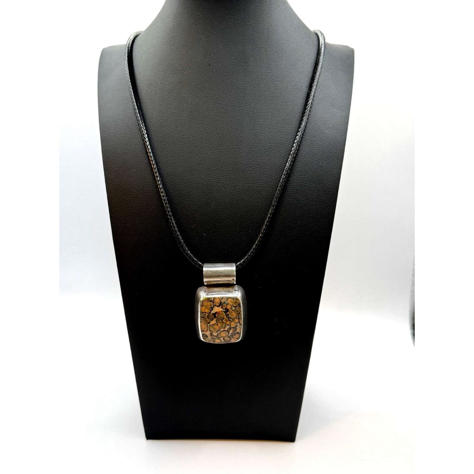 925 Sterling Silver Brown Agate Mexico TC-311 Pendant Necklace