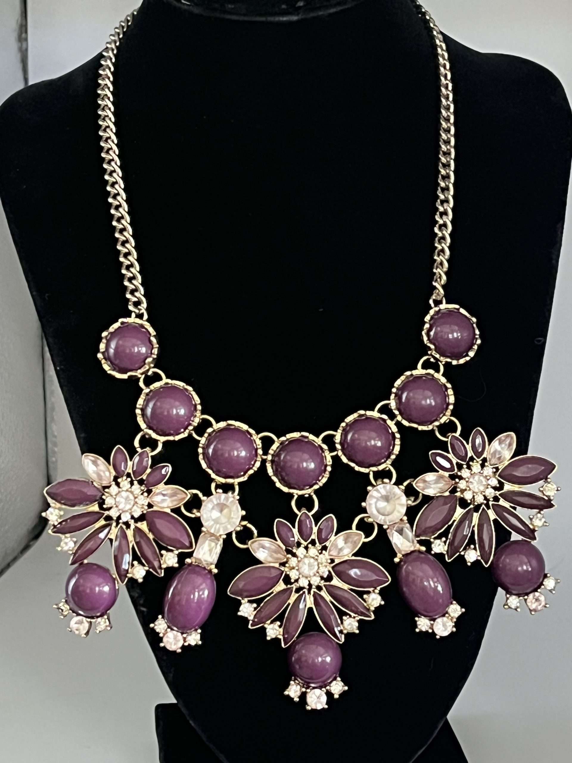 Lovely Purple "Diamond" and Glass Statement Jewelry Necklace