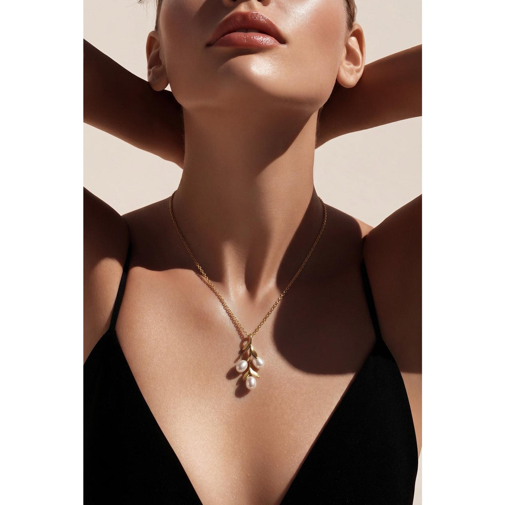 Michael Michaud Boxwood Pearl Pendant Necklace