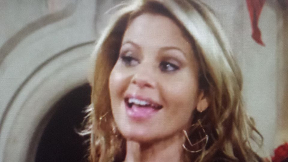 Saressa Designs Tulip Hoops - ( As Seen on Fuller House )
