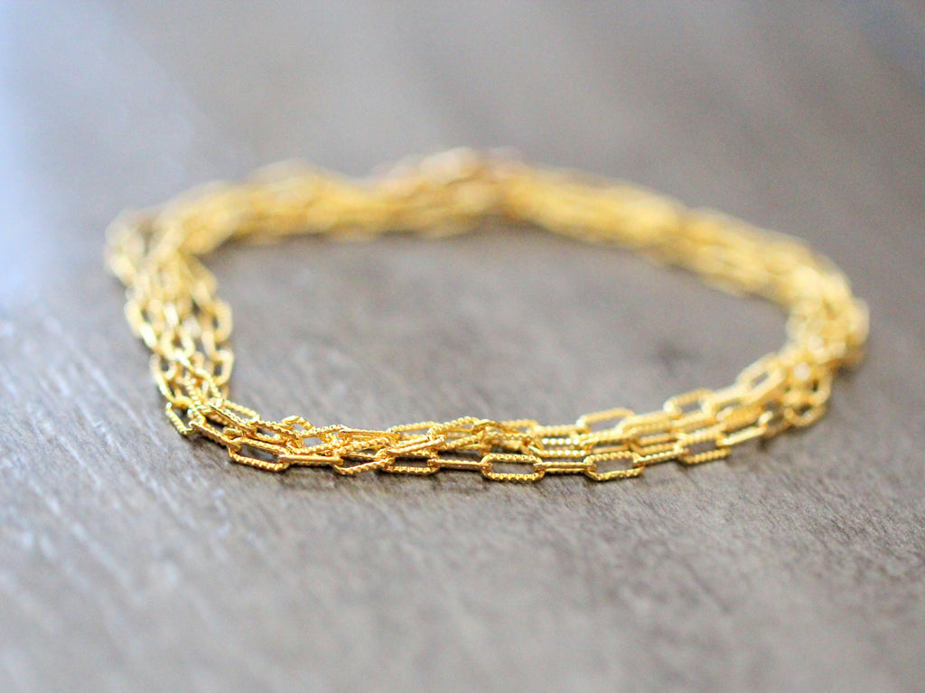 Saressa Designs Textured Paperclip Necklace