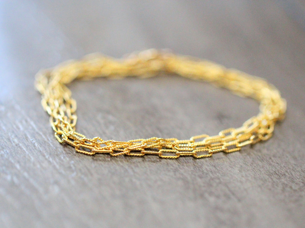 Saressa Designs Textured Paperclip Necklace