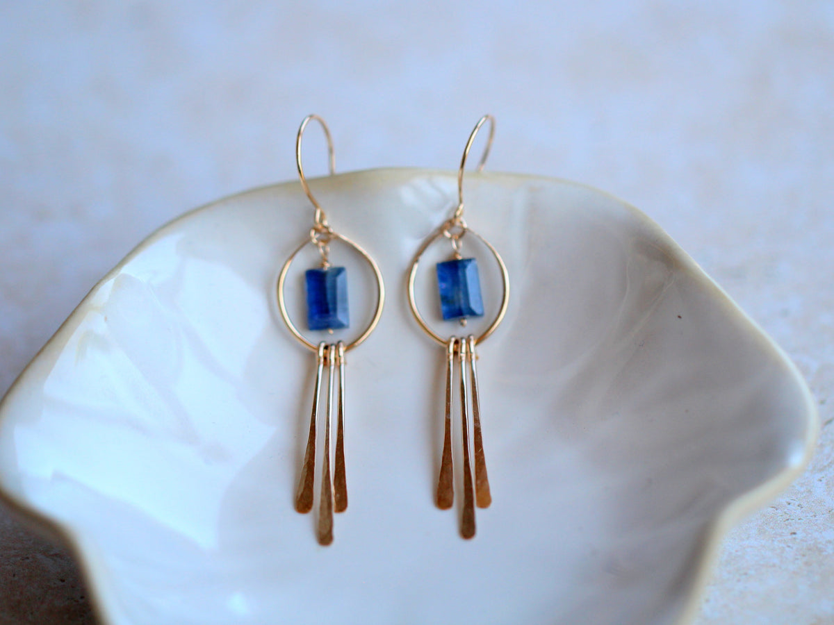 Saressa Designs Hydra Earrings