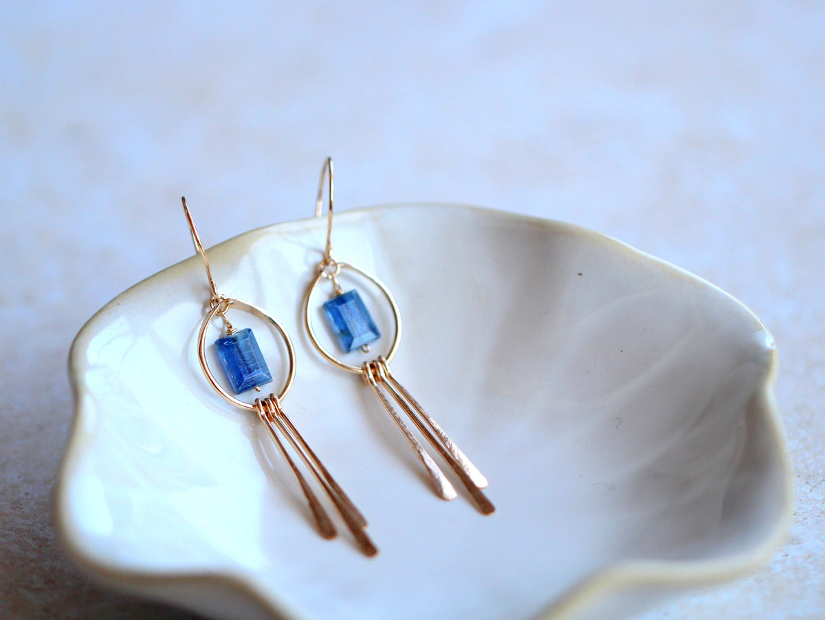 Saressa Designs Hydra Earrings