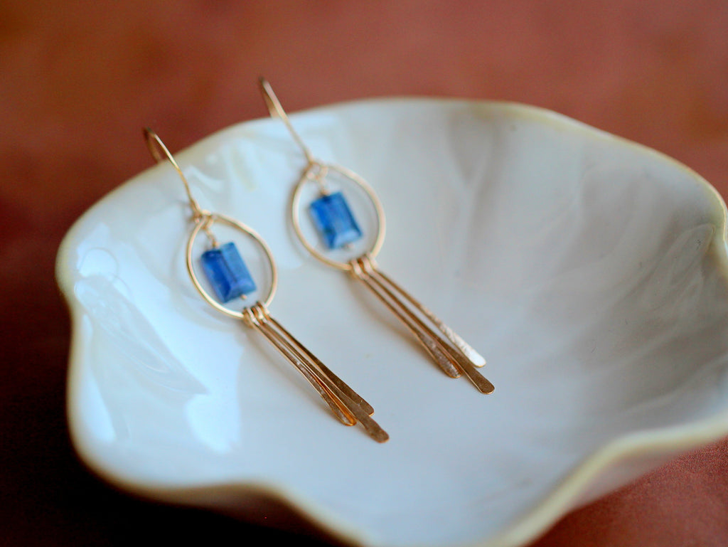Saressa Designs Hydra Earrings