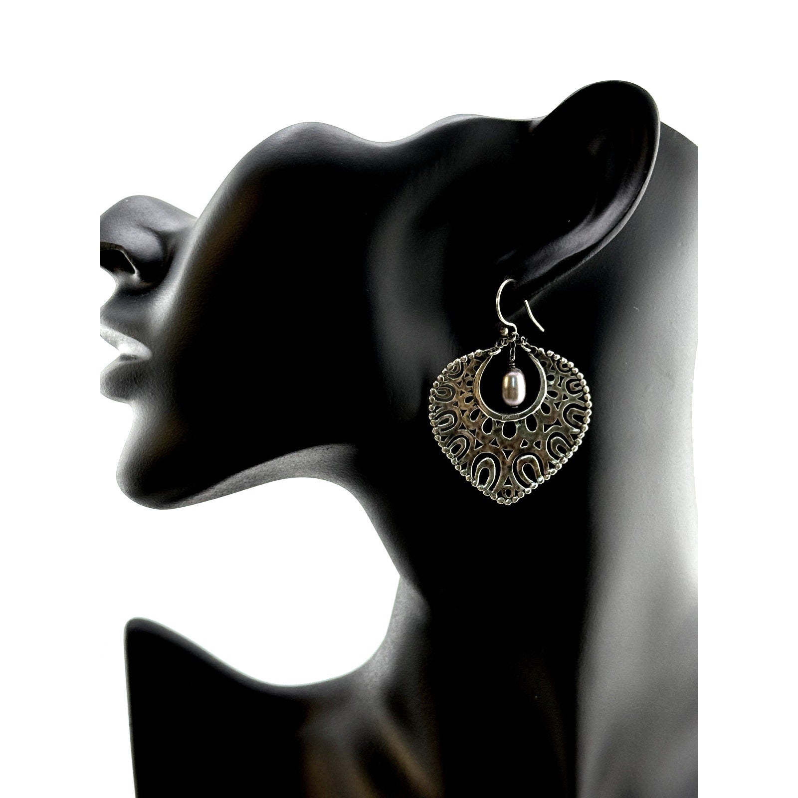 Vintage Lavender Tahitian Pearl Drop Wire Earrings