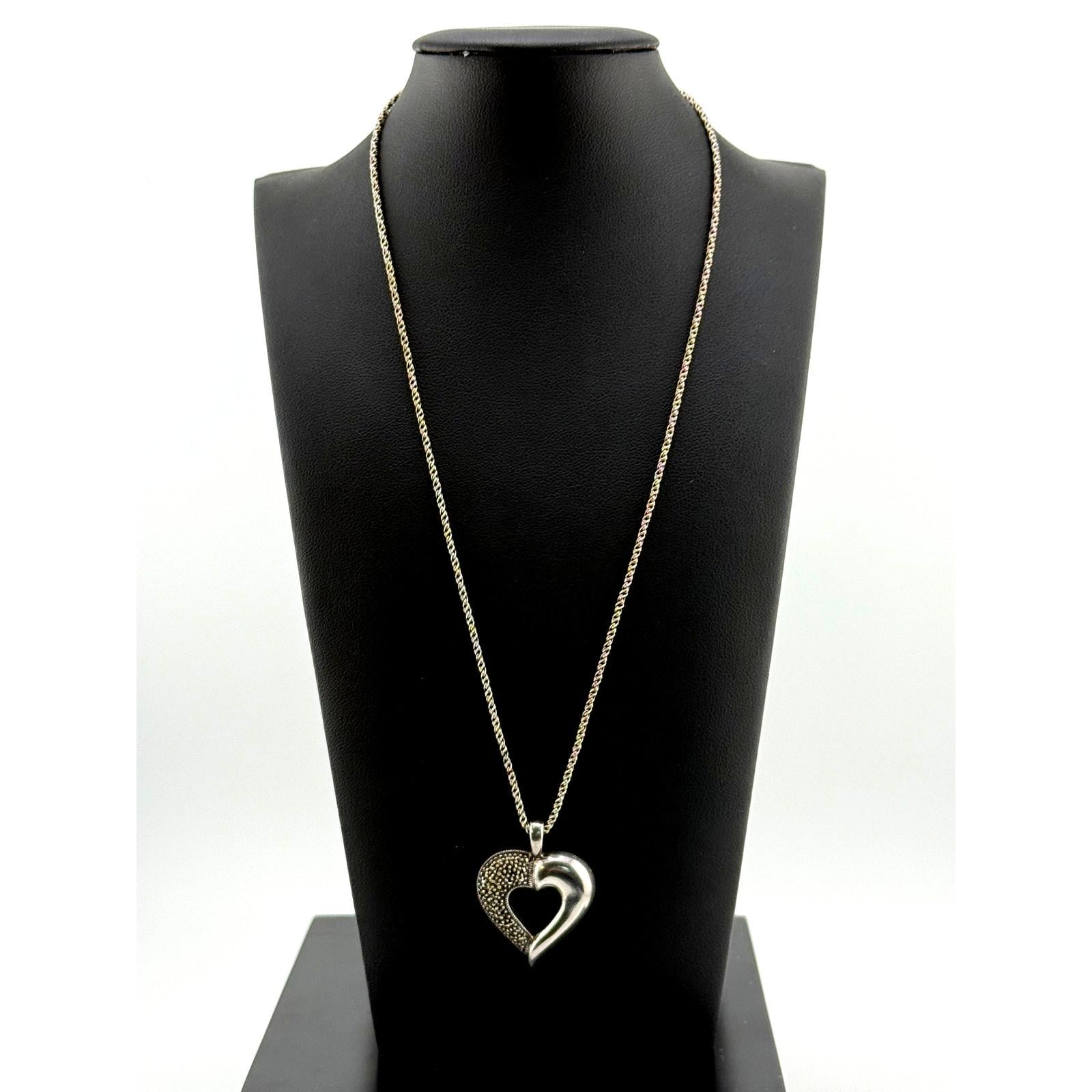 925 Sterling Silver Jeweled Heart Pendant Necklace