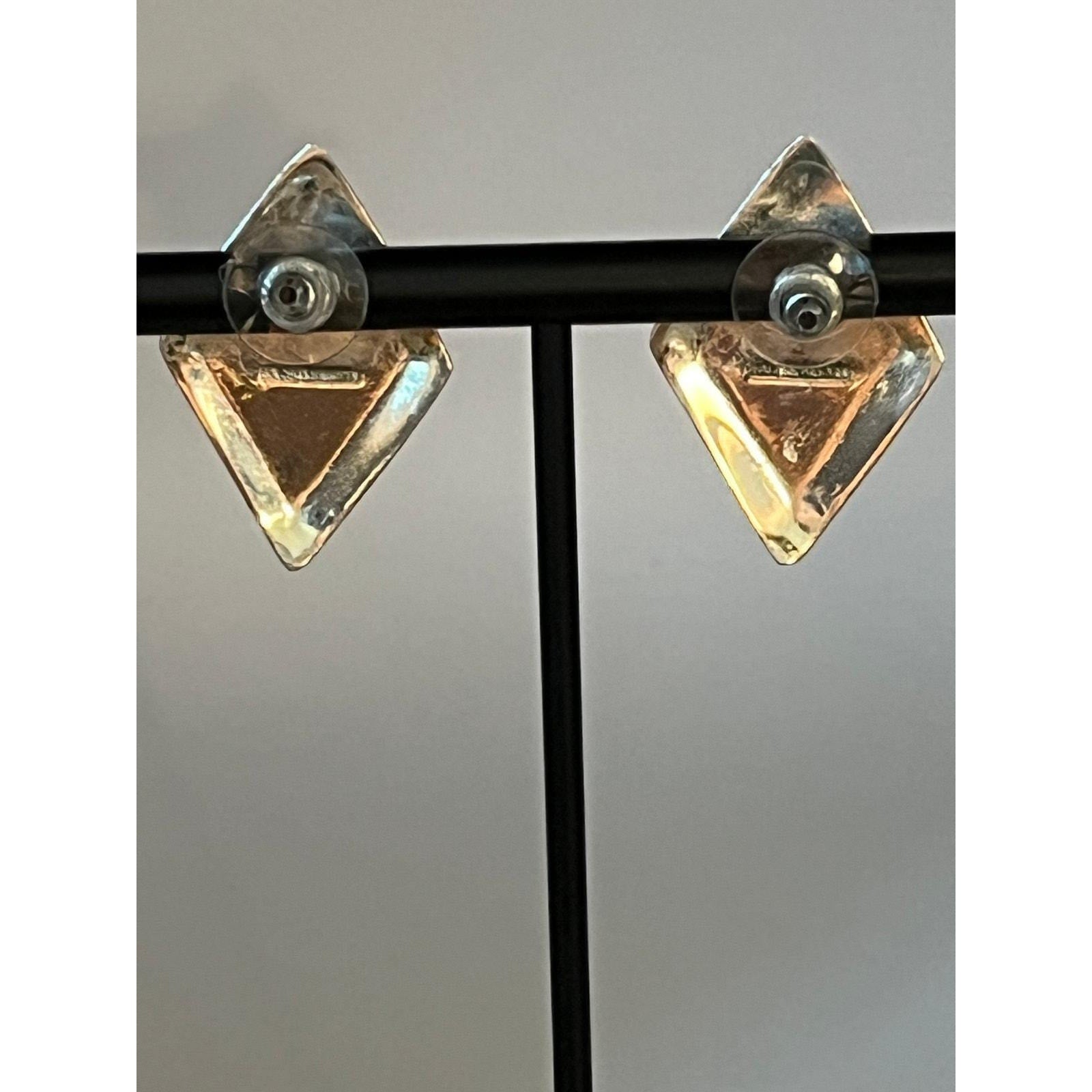 Silver turquoise cabochon flower design rhombus shape earrings