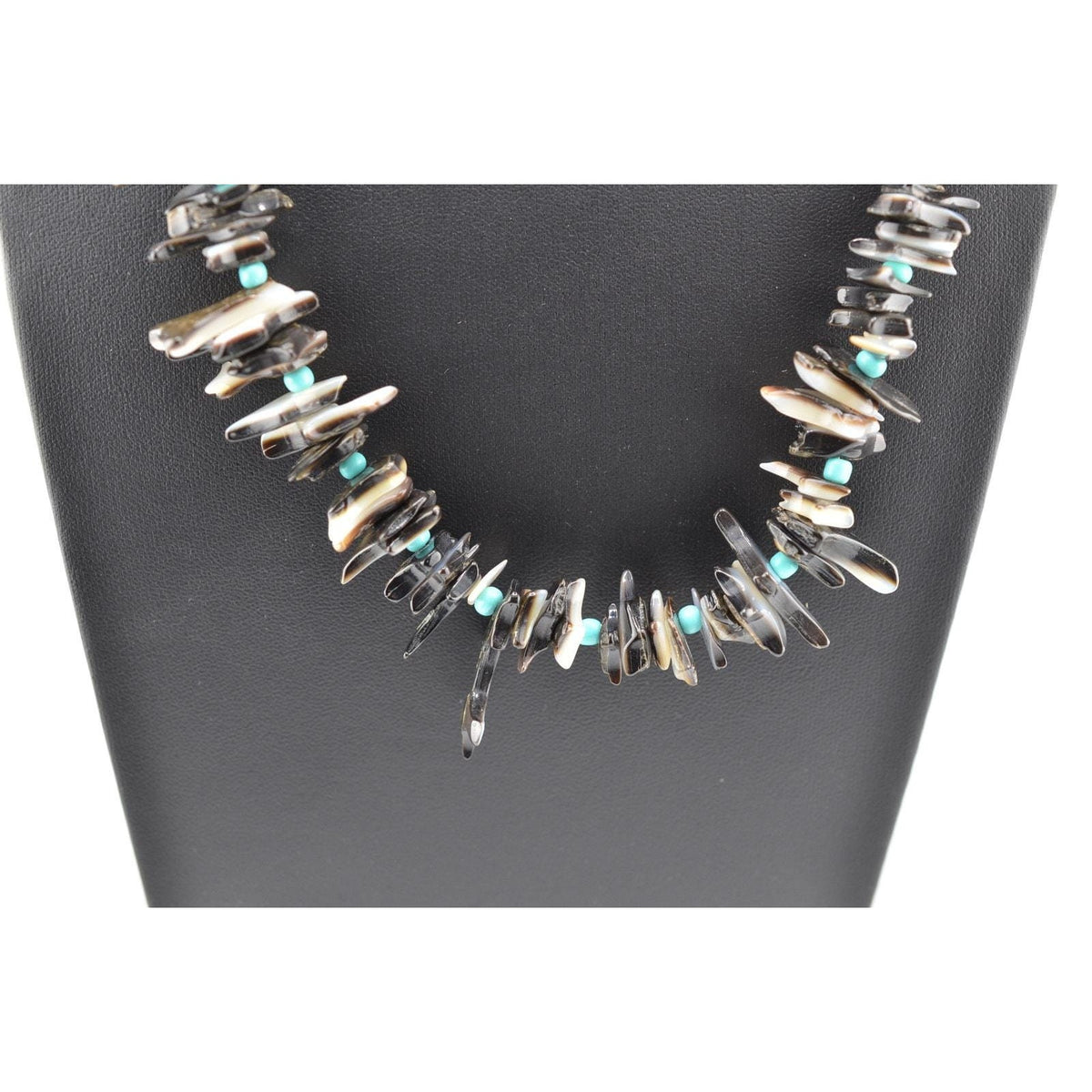 Mary W Roanhorse, Navajo Black Lip Oyster Shell, Beaded Necklace