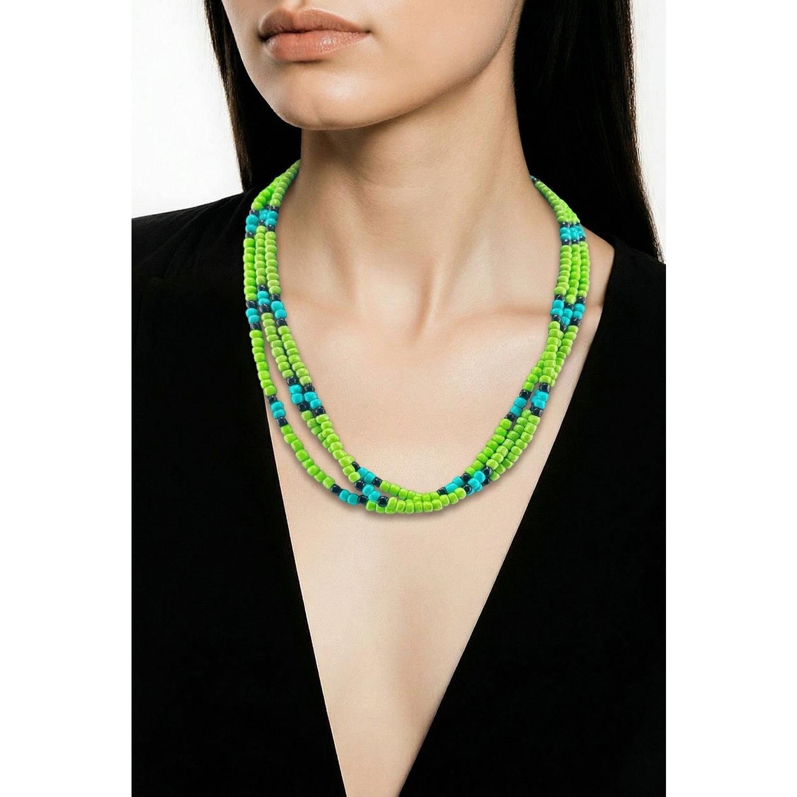 Navajo Mary W Roanhorse Glass Bead Choker Necklace