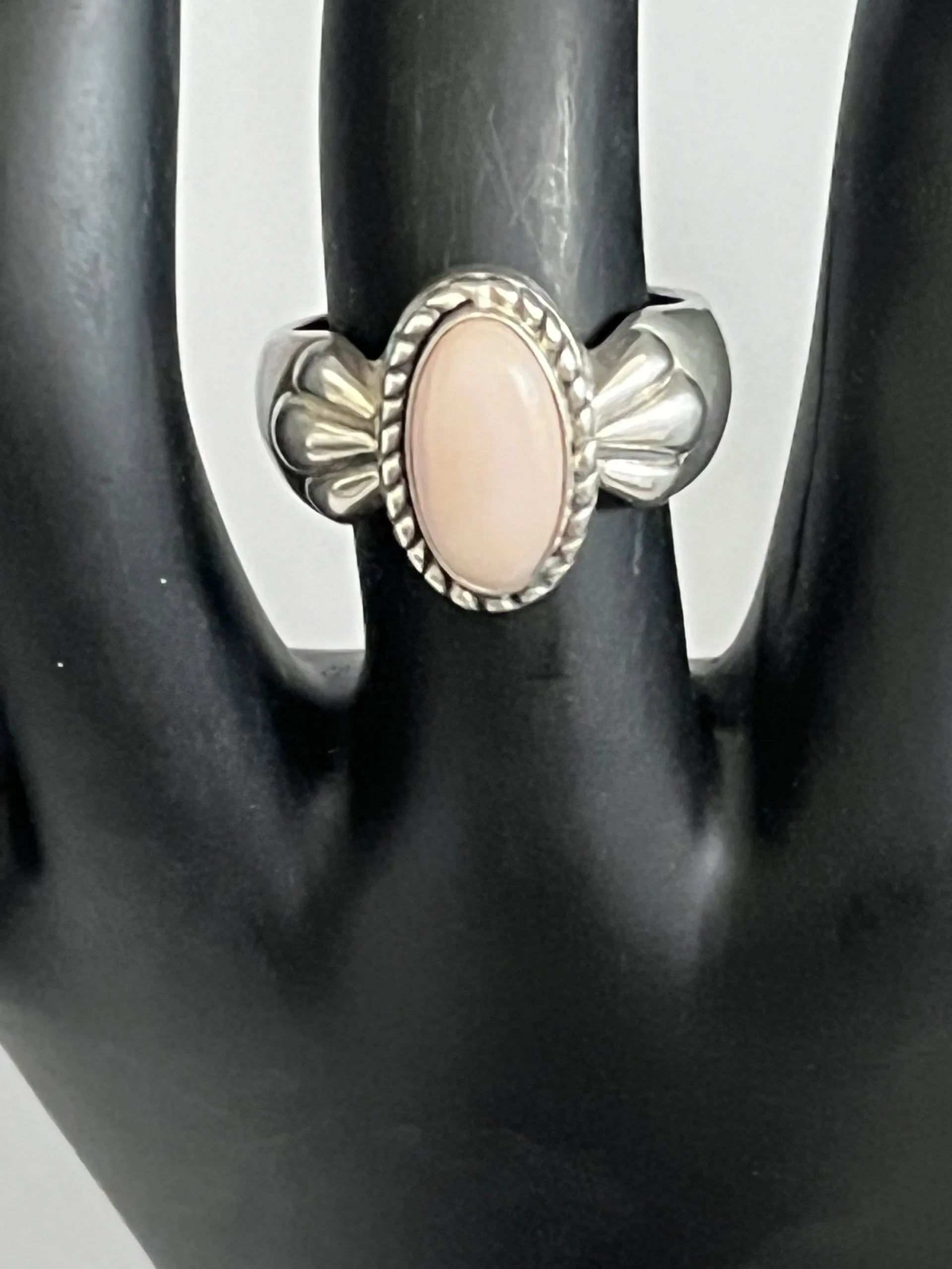 Sterling Silver Southwest NA Lt Pink MOP Ring Size 7.25