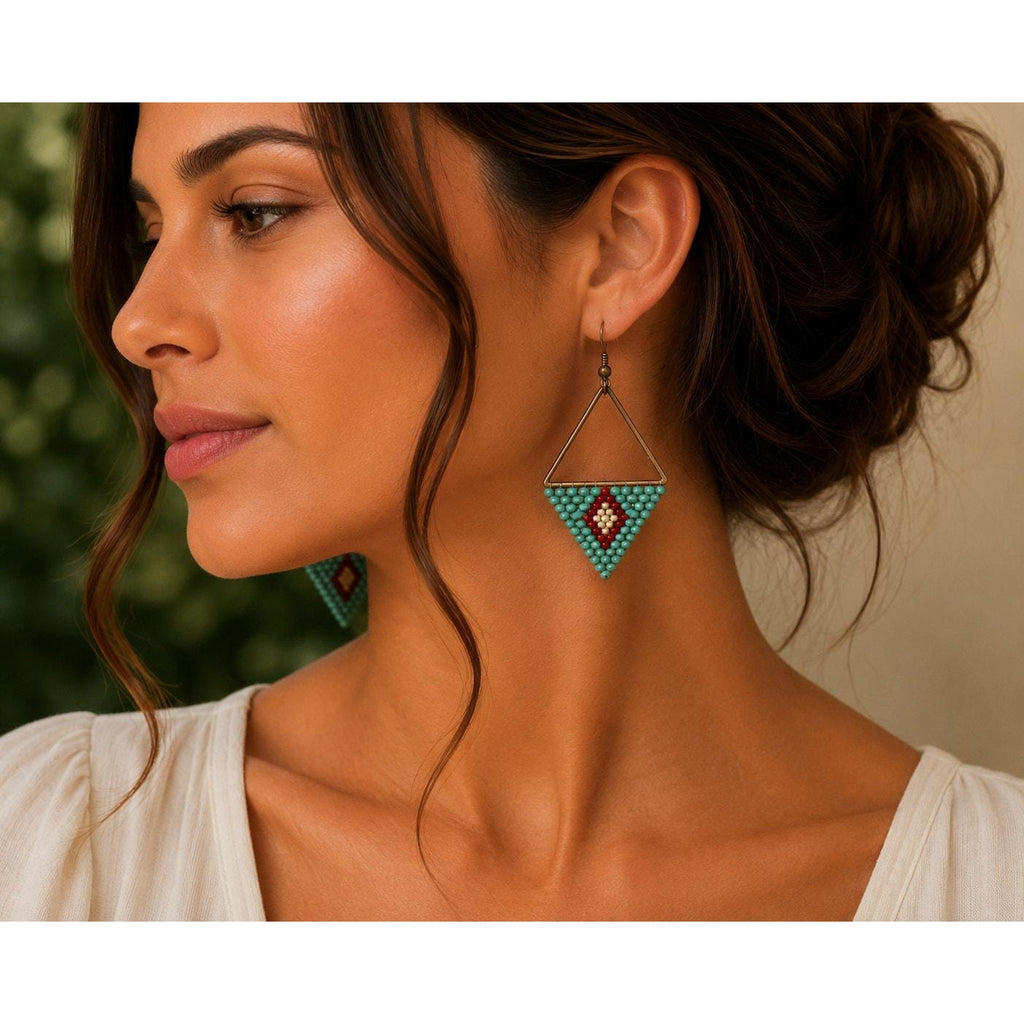 Native American Chippewa Handmade Beaded Earrings