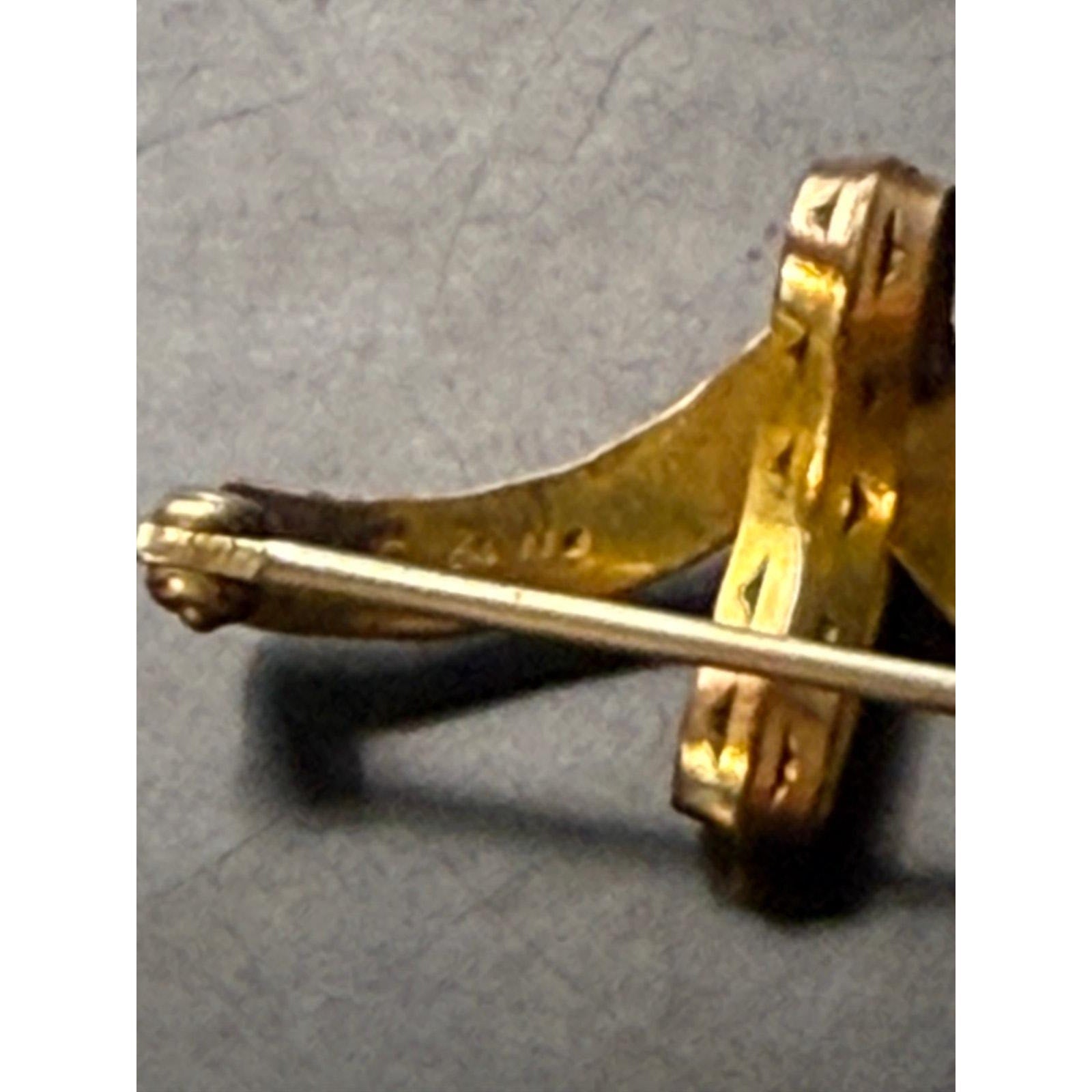 Vintage 9K Gold S and W (Slade & Wolfe) Pin Brooch