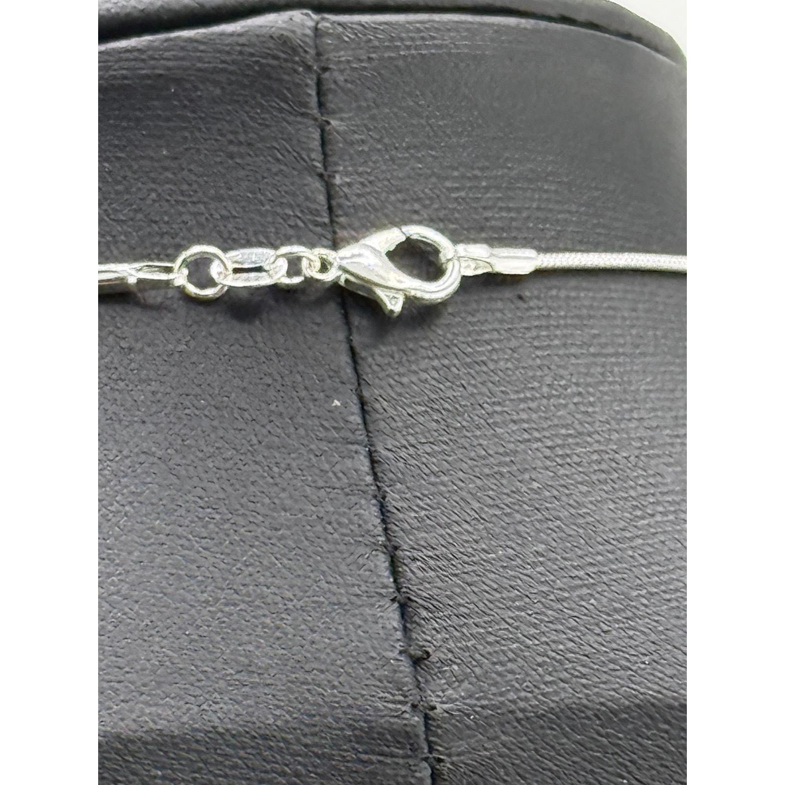 Navajo Vicky Hicks Handmade Sterling Silver White Buffalo Pendant Necklace
