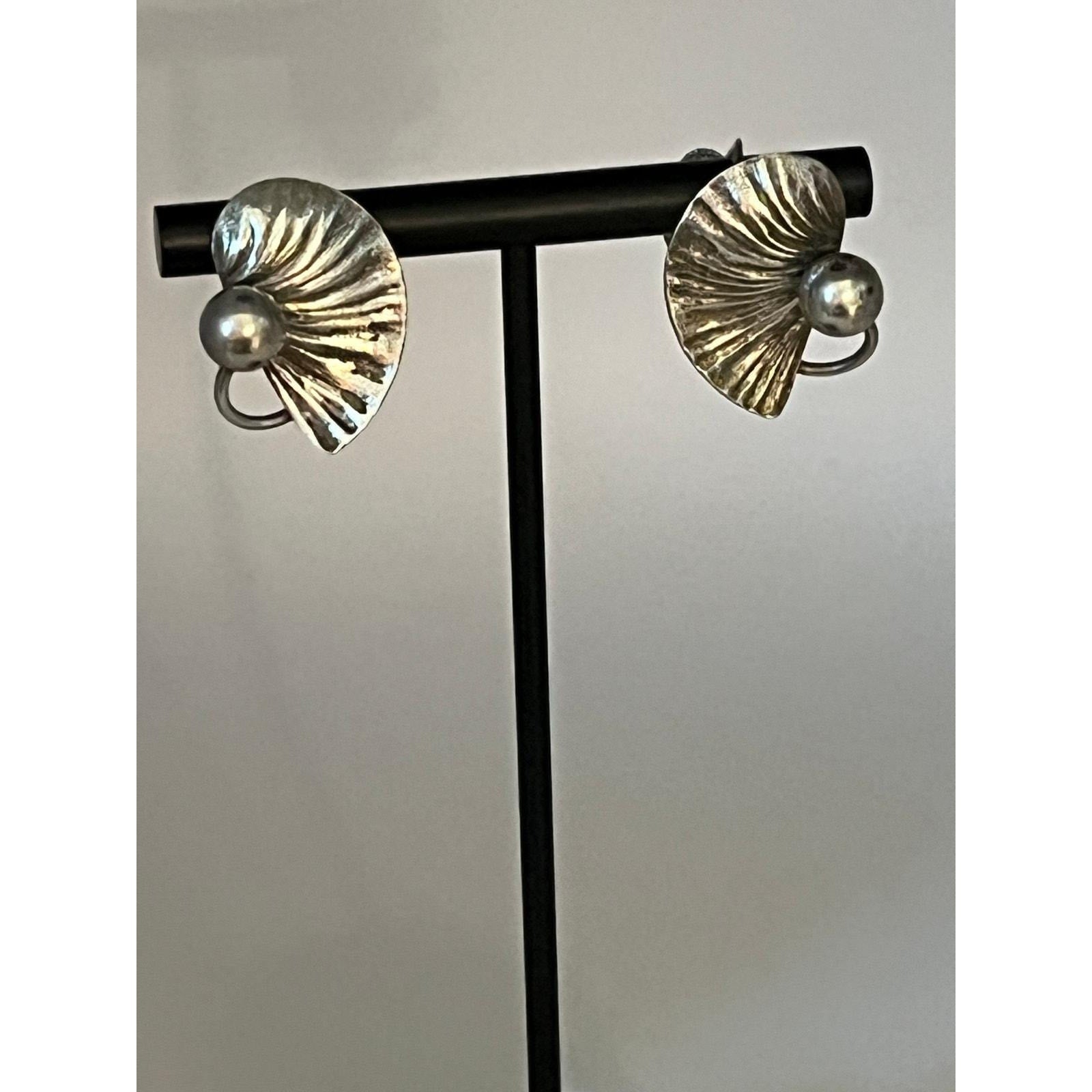 Vintage sterling silver Lily Pads screw back ear clips, signed