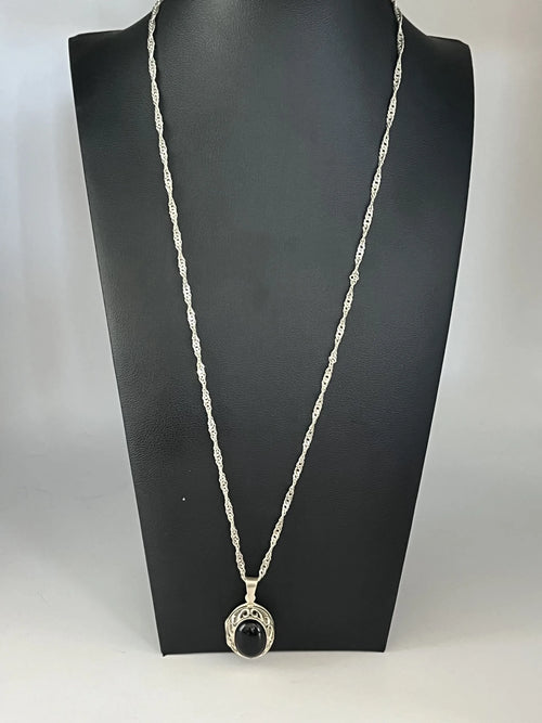 925 Sterling Silver Italian Chain and Onyx Locket Necklace
