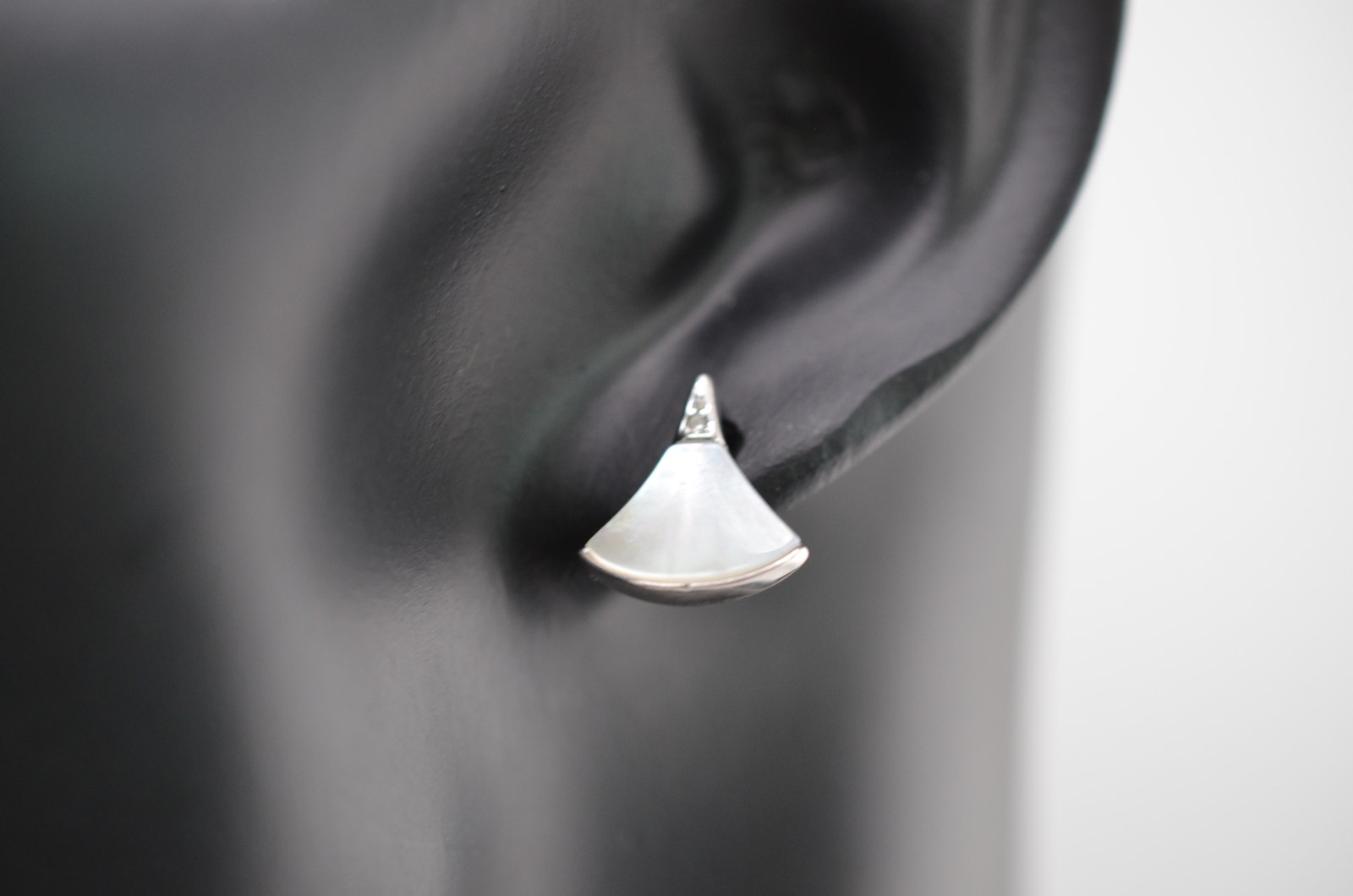 Moroccan 925 Sterling Silver MOP Earrings