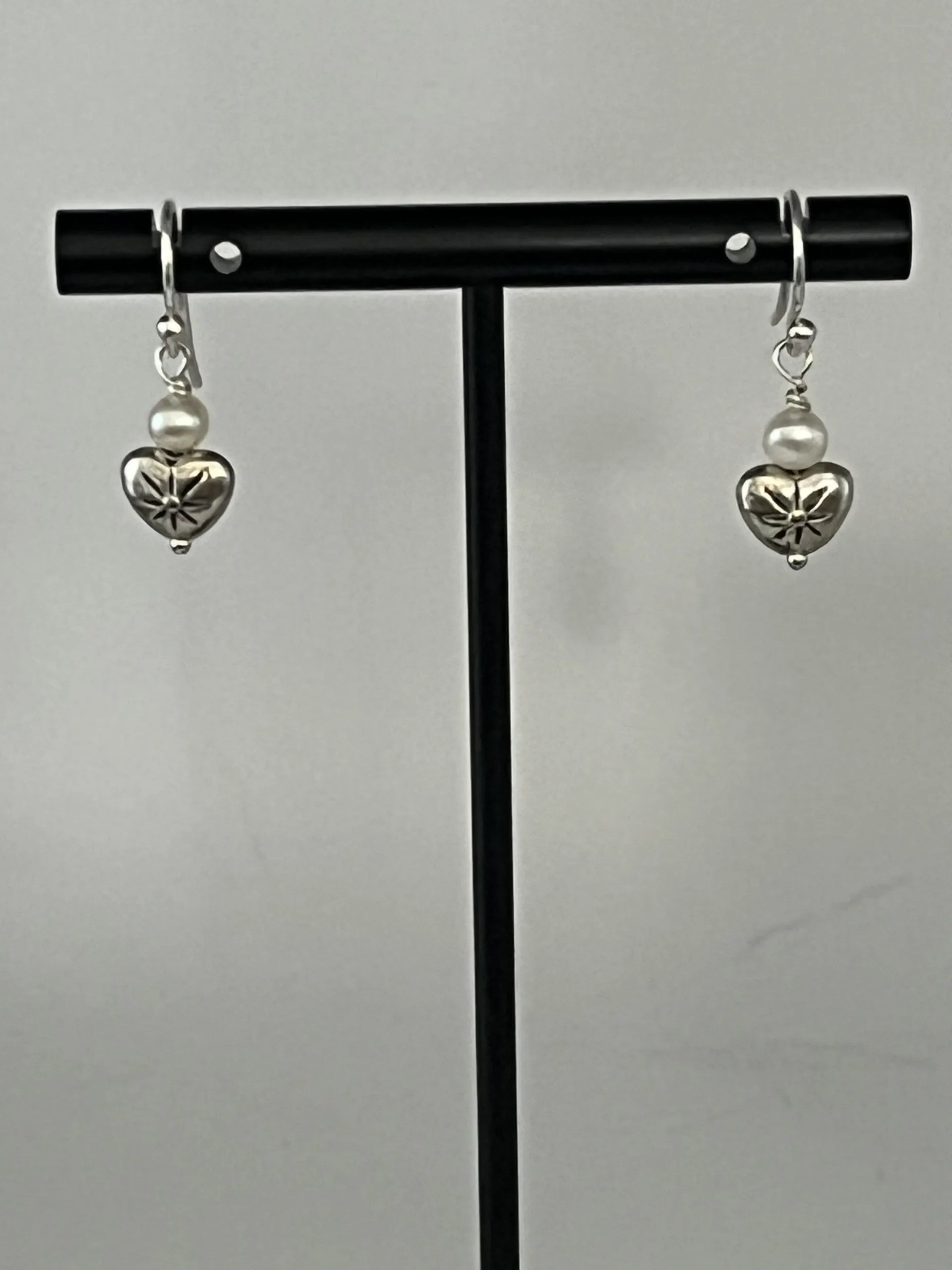 Nadine Leo Mississippi River Pearl Co Sterling Silver Pearl Earrings