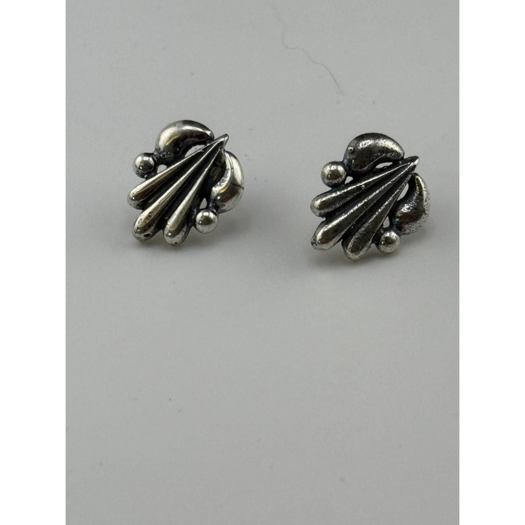 Native American Sterling Silver Fan Shaped Post Earrings