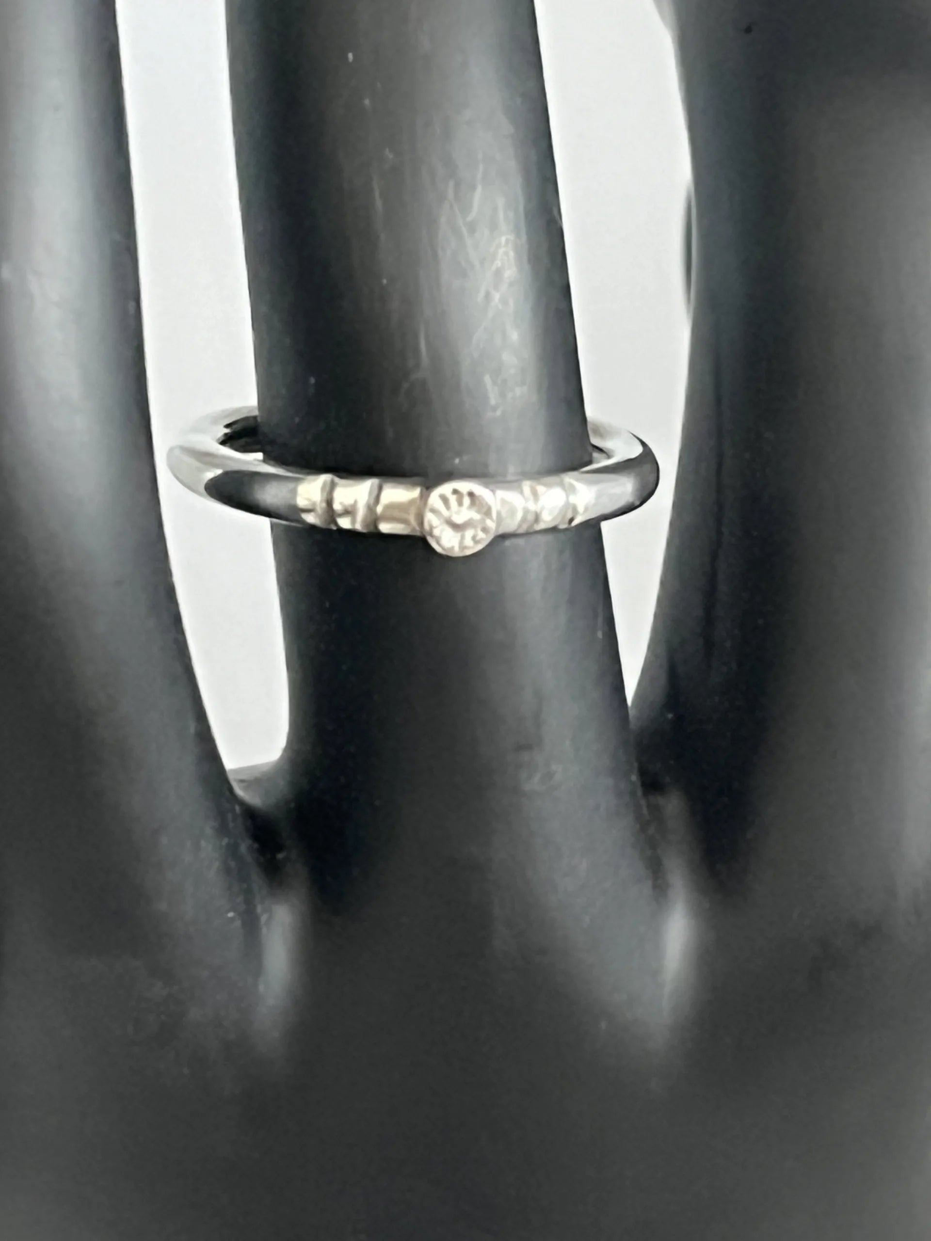 Vintage Sterling Silver Southwest NA Ring Size 7.25