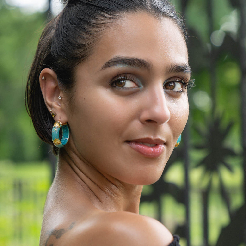 Gold & Honey Mini Gold Leaf Lucite Hoop Earrings