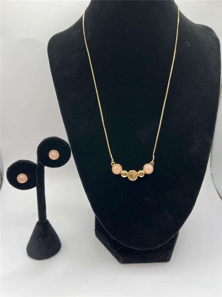 Rose and Crystal Quartz Necklace and Earrings Set