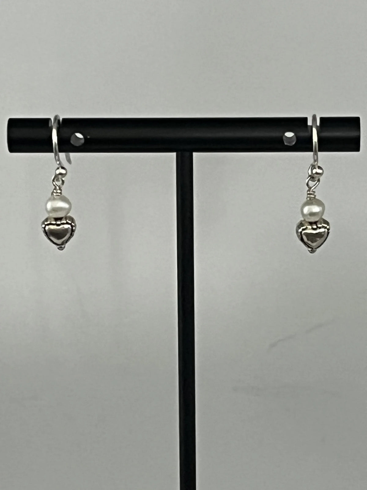 Nadine Leo Mississippi River Pearl Co Sterling Silver Pearl Earrings