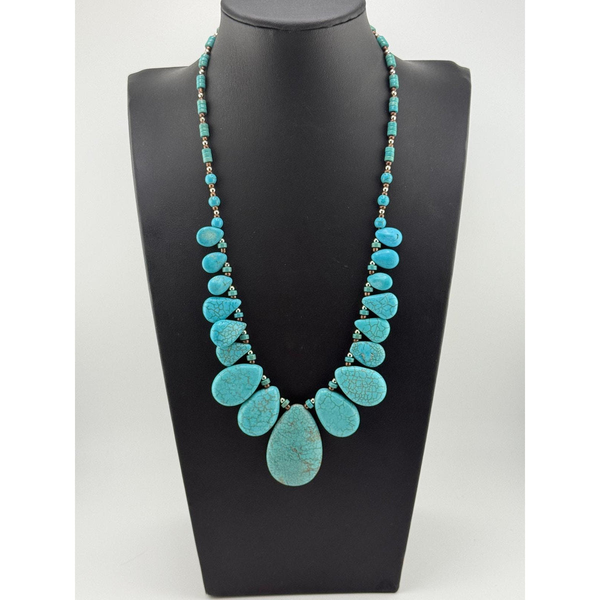 Navajo Mary W Roanhorse Blue Howlite Necklace - Sarasotabydesign