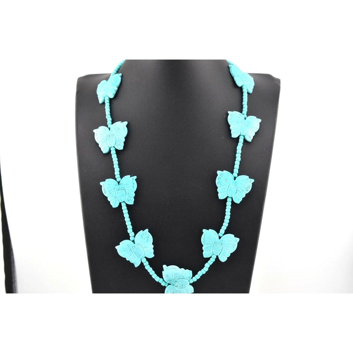 Navajo Mary W Roanhorse Carved Blue Howlite Necklace