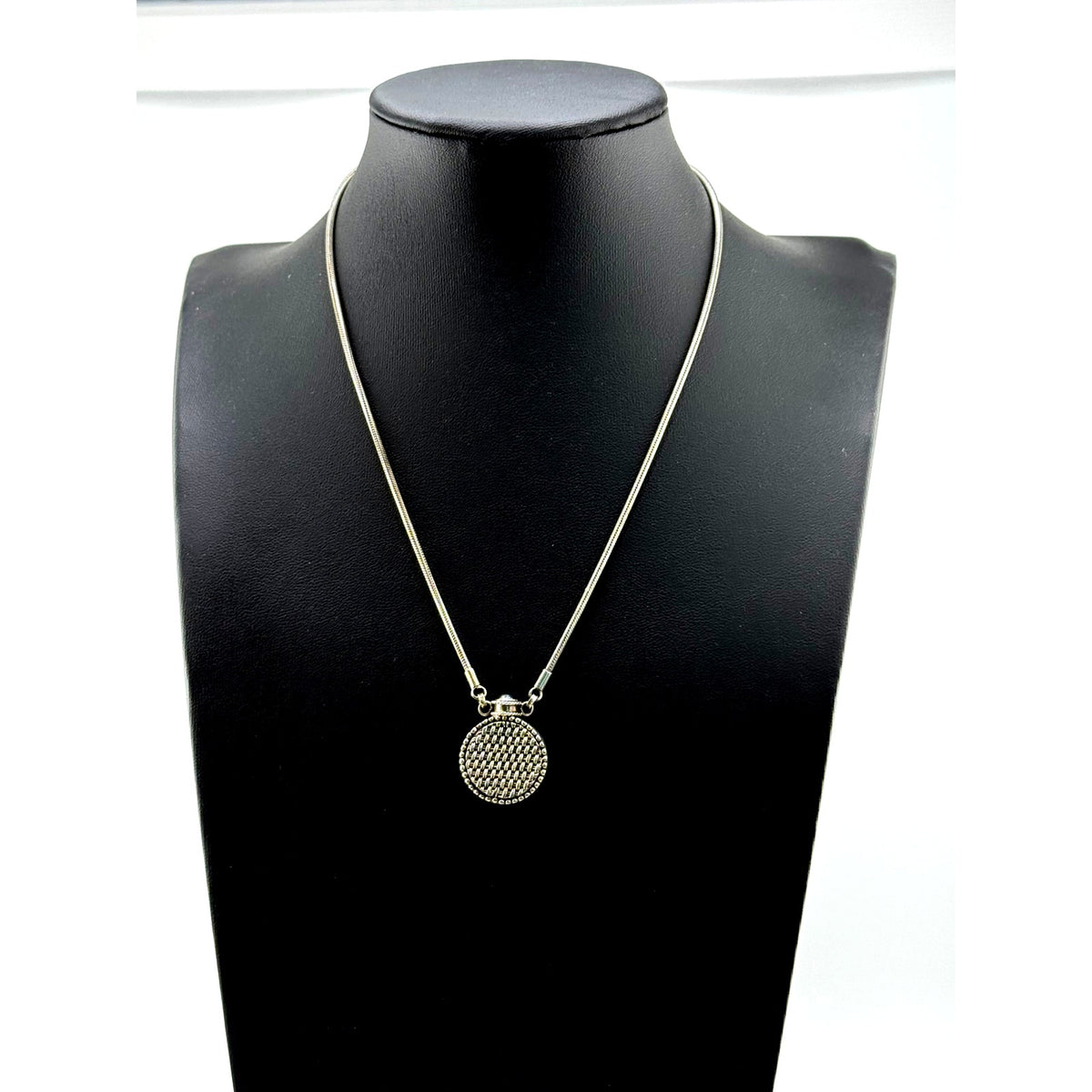 Vintage Cynthia Gale GeoArt 925 Sterling Silver 3D Round Pendant Necklace