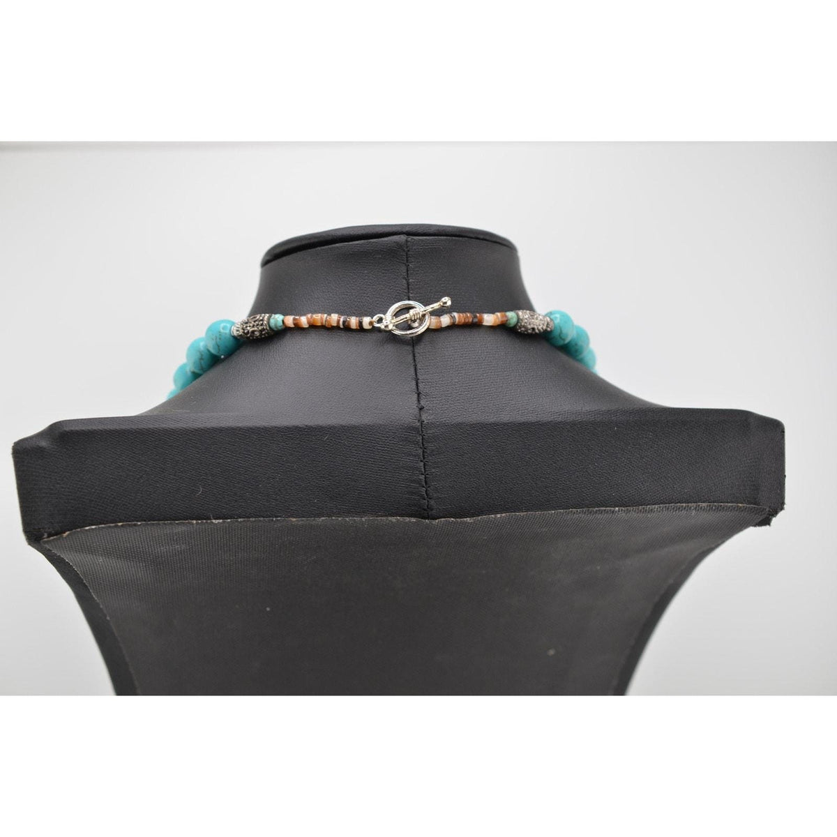 Vintage Native American Navajo Tumbled Howlite Necklace - Sarasotabydesign