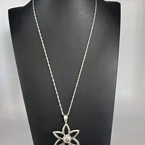 Silpada 925 Sterling Silver Open Flower CZ Pendant Necklace