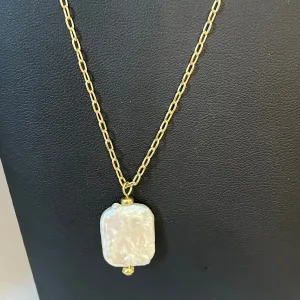 Baroque Pearl Square Pendant Necklace